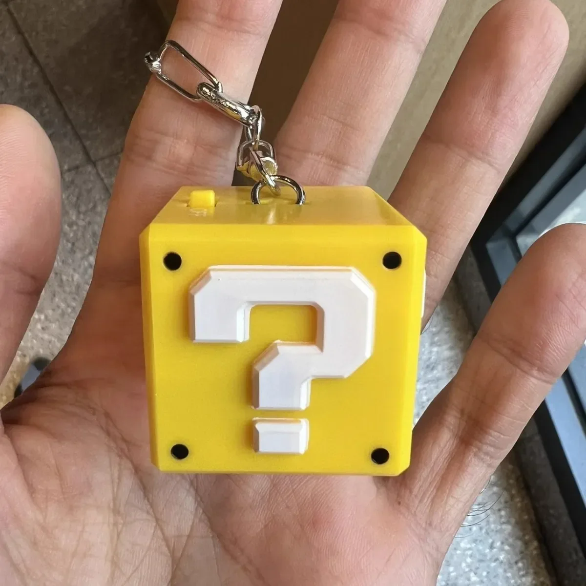 Super Marrio Question Block Keychain - Image 3