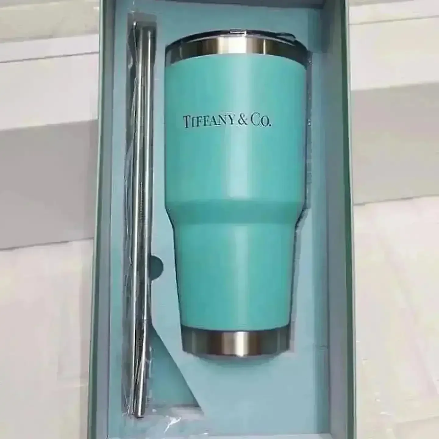 T&Co Big Blue Straw Insulated Steel Tumbler (700 ml)