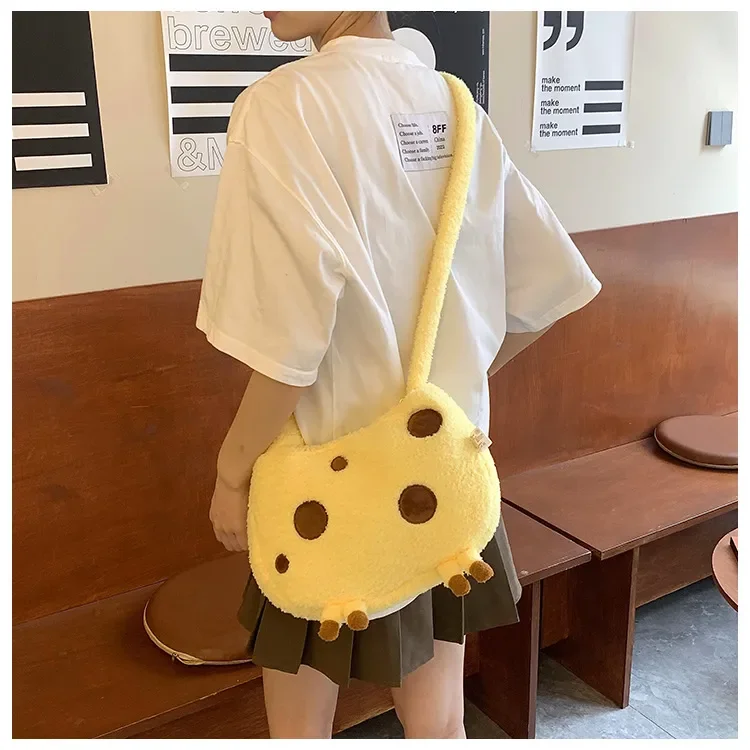 Tall Giraffe Plush Crossbody Bag - Image 10