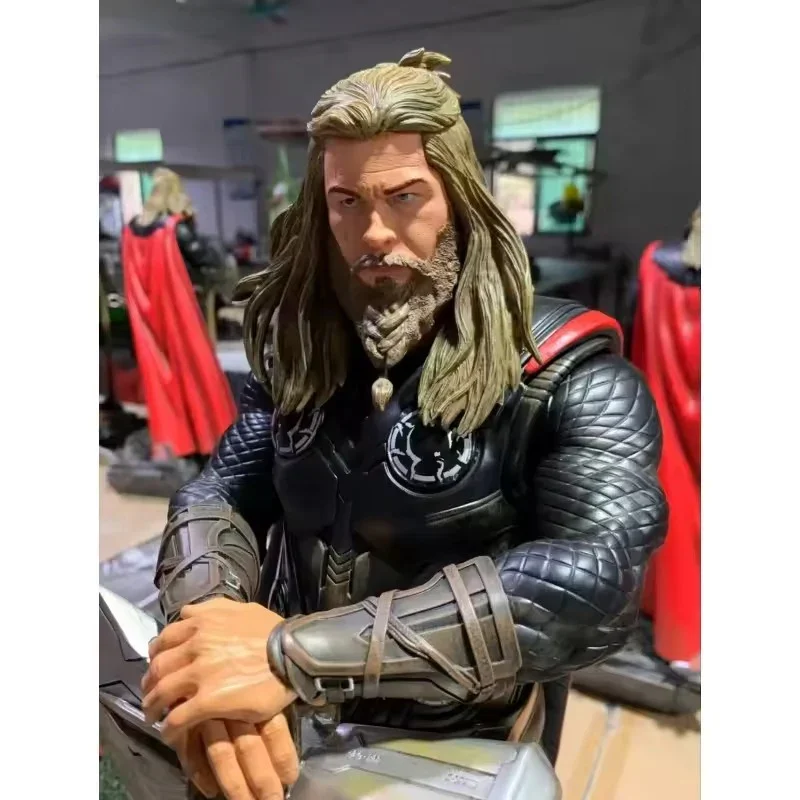 Thor Asgardian Wrath Deluxe Figurine (62 cm) - Image 4