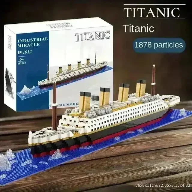 Titanic Ship Building Blocks - Image 6