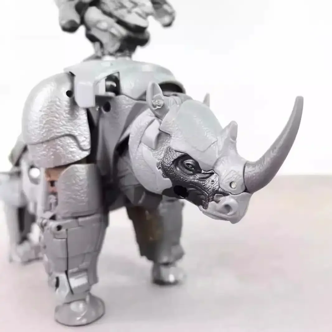 Trans4mers MingXi MX-6602 Rhino Figure (17 cm) - Image 5