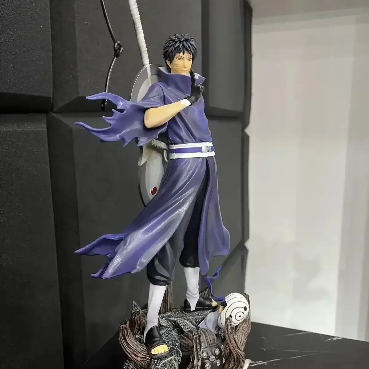 Uchicha Legendary Presence Figurine (35 cm) - Image 4