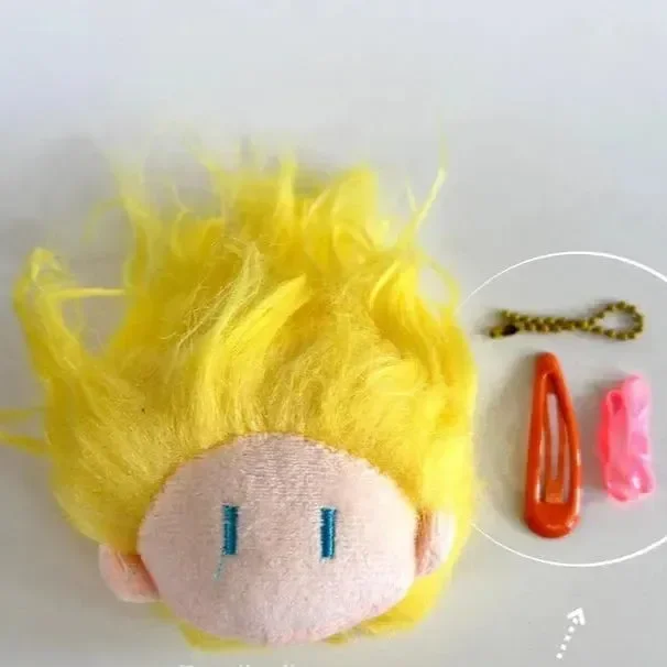 Wiggly Wonders Doll Head Keychain - Image 17