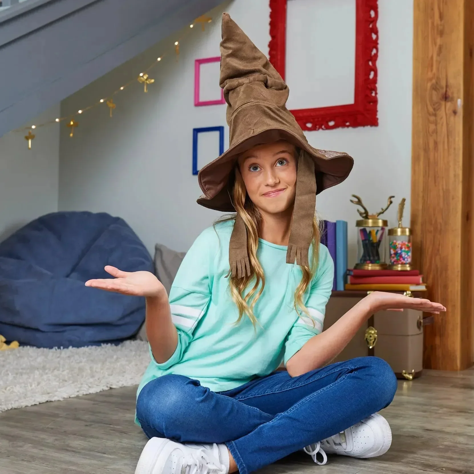Wizarding World Interactive Sorting Hat - Image 3
