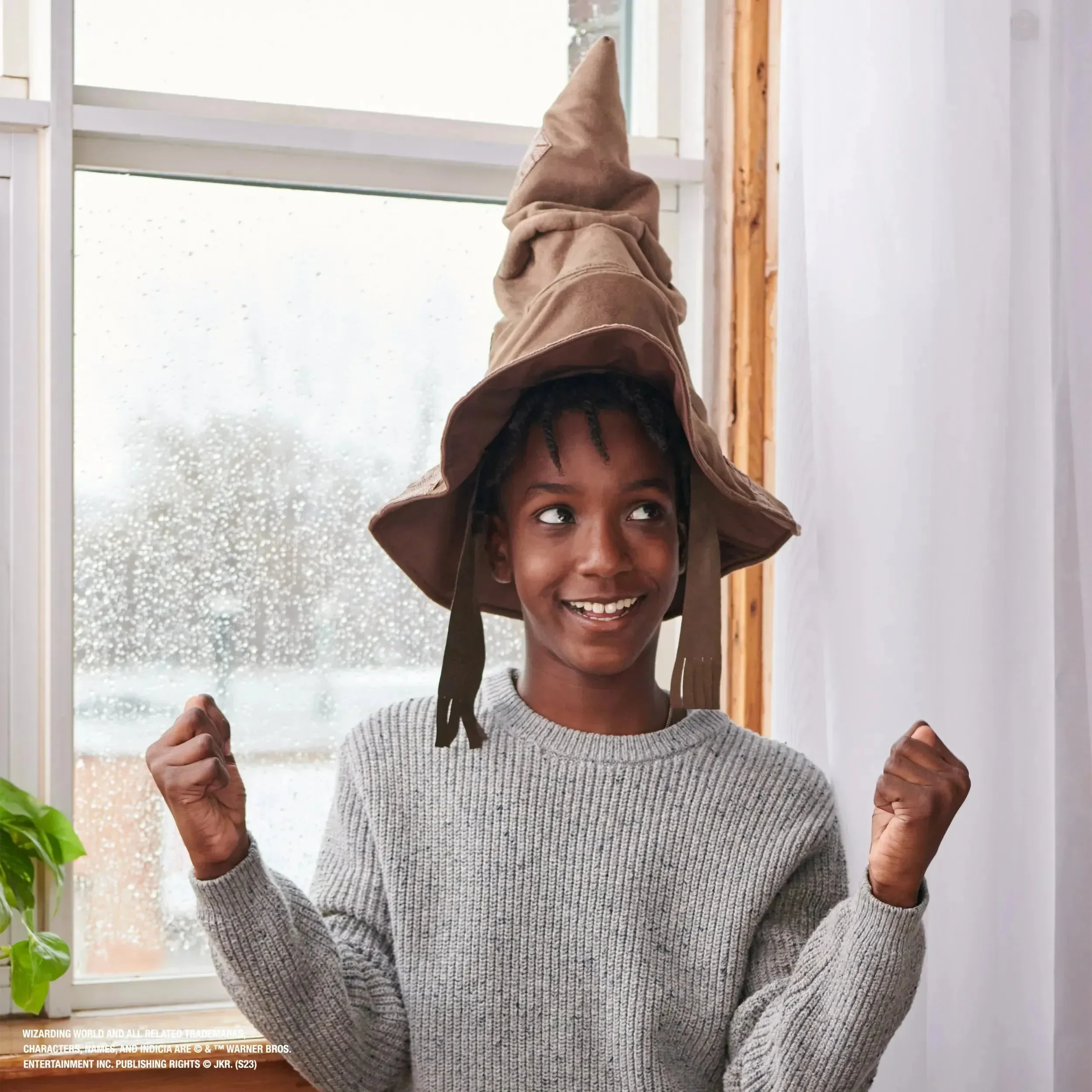 Wizarding World Interactive Sorting Hat - Image 4