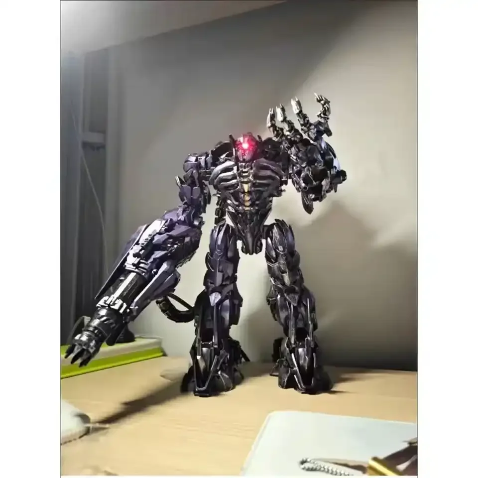 Zeus Toys ZS01 Shockwave Figure (37 cm) - Image 3