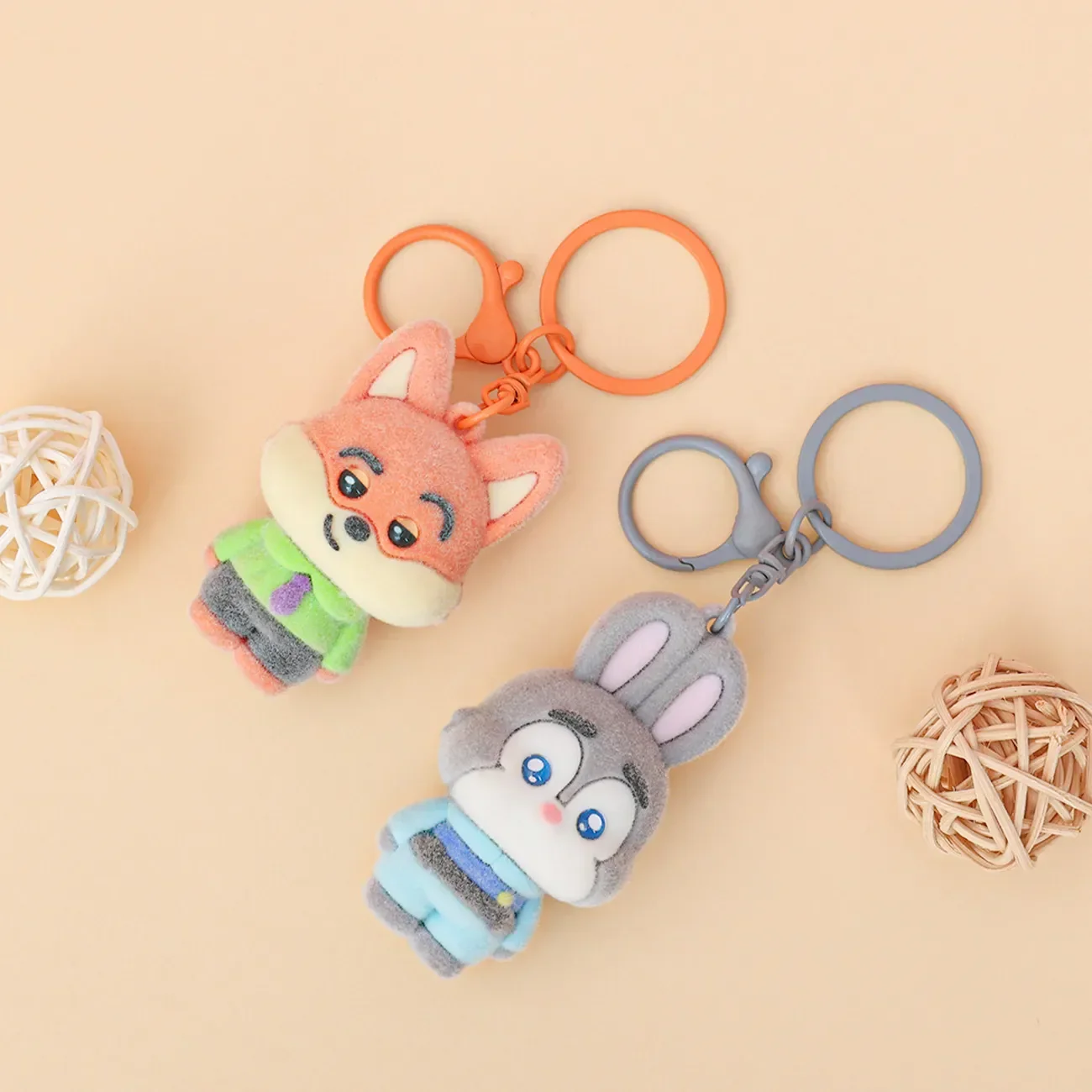 Zootropolis Flocked Detective Duo Keychain - Image 4